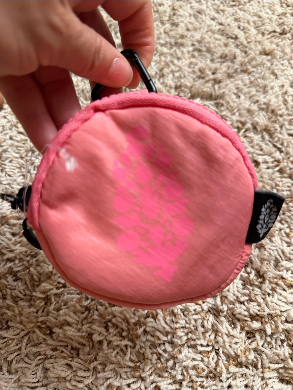 New FP Movement - Essentials Only Pouch - Picture 4 of 6